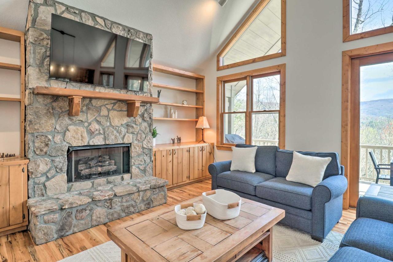 Sapphire Retreat With 2 Decks, Views And Resort Access Extérieur photo