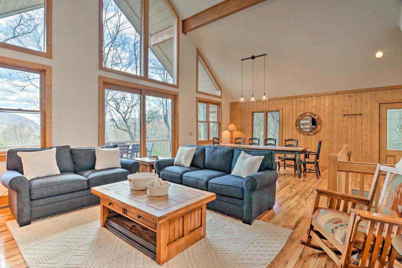 Sapphire Retreat With 2 Decks, Views And Resort Access Extérieur photo